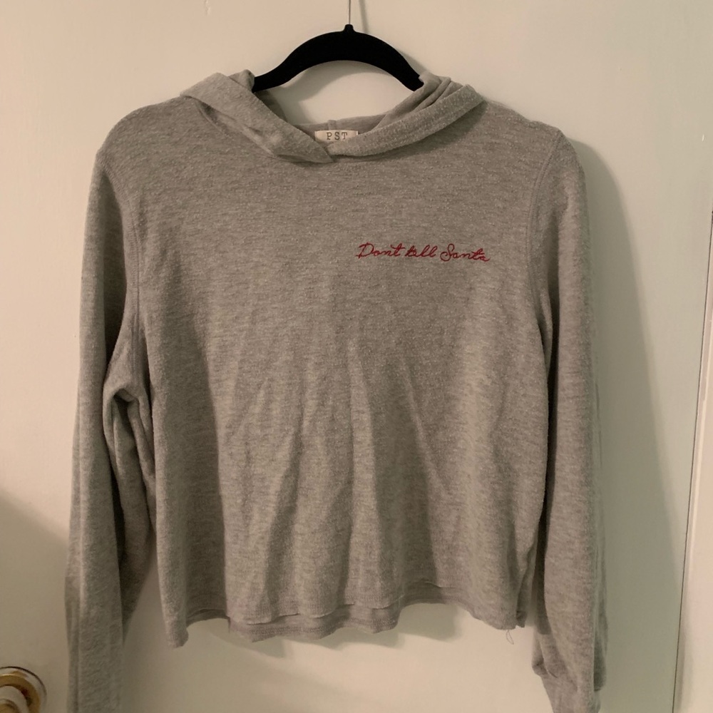 Sweatshirt